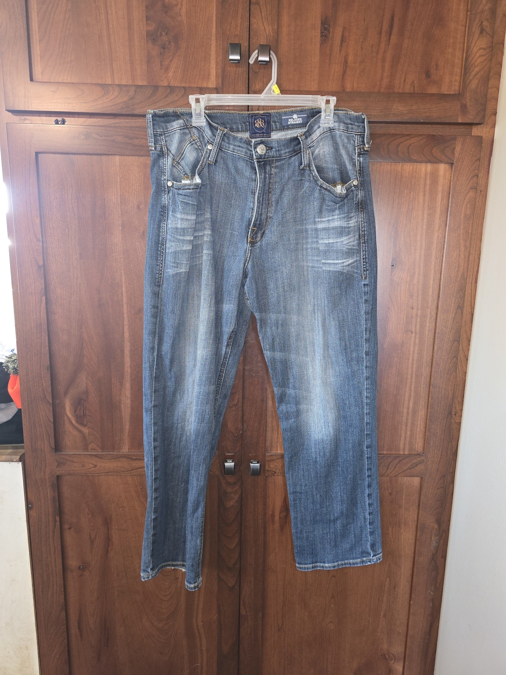 Rock & Republic Men's Light Wash Relaxed Jeans